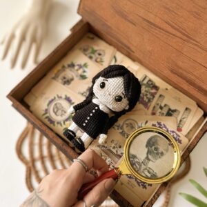 Wandinha Addams - Arquivo em PDF